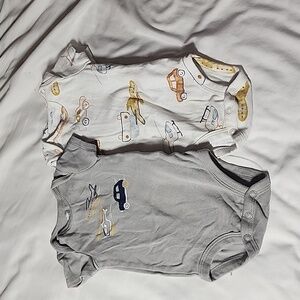 Carter's 2pk transportation onesies sz 3 mon